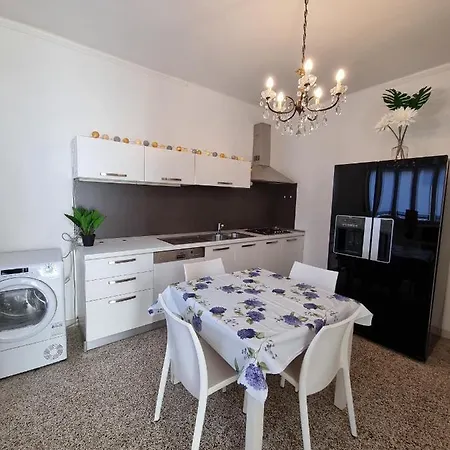Lisa - La Quiete E Il Profumo Del Mare Guest house 3*